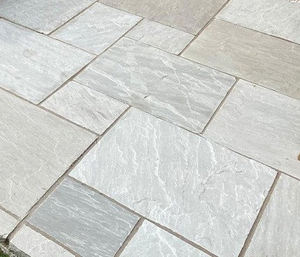 Silver Grey patio pack 4 mixed sandstone paving